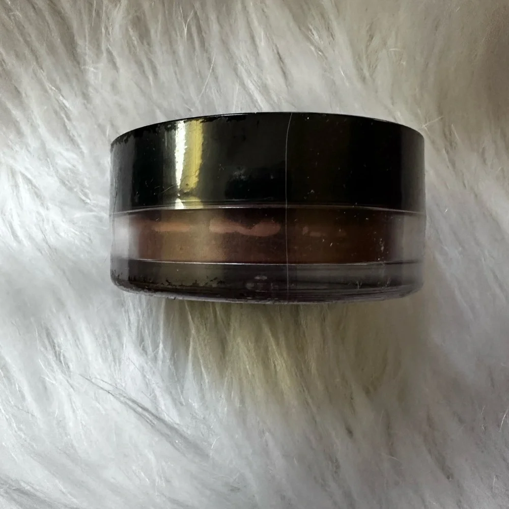 New‎ NYX Can't Stop Won't Stop Medium-Deep Setting Powder